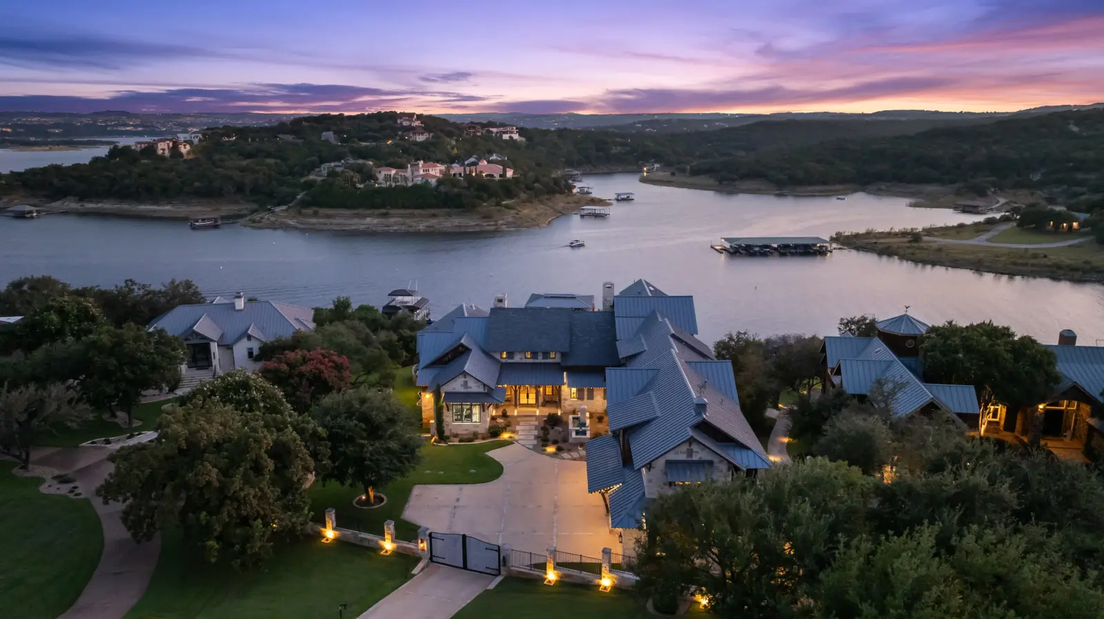 Chateau de Lac in Spicewood