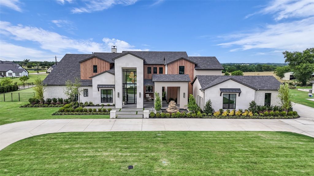 1926 Edonia Ln in Celina